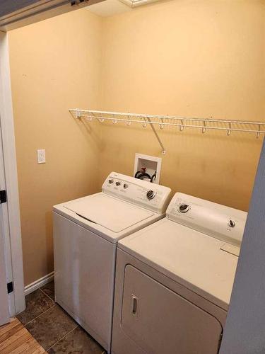 502 Centennial Avenue, Nobleford, AB - Indoor Photo Showing Laundry Room