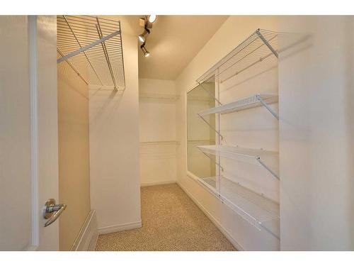 84 Canyon Boulevard West, Lethbridge, AB - Indoor With Storage