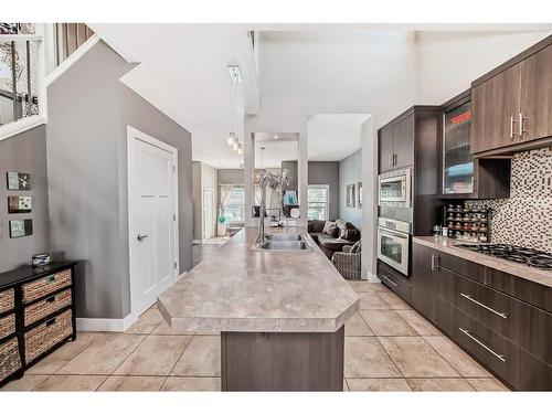 422 Twinriver Road West, Lethbridge, AB - Indoor Photo Showing Kitchen With Double Sink