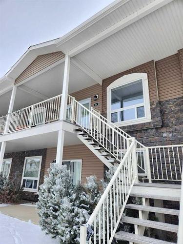 57-49 Keystone Terrace West, Lethbridge, AB - Outdoor