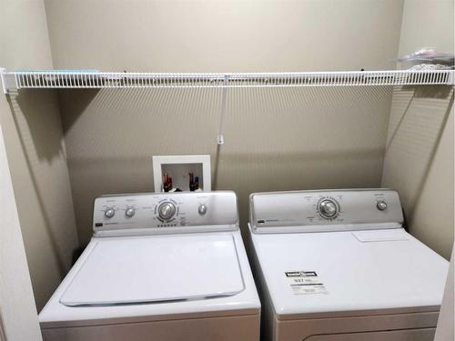 57-49 Keystone Terrace West, Lethbridge, AB - Indoor Photo Showing Laundry Room