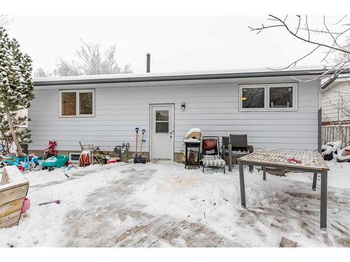 239 52 Avenue, Coalhurst, AB - Outdoor With Exterior