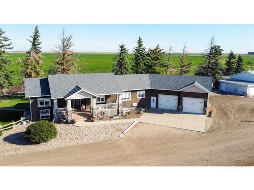 100049 Rng Rd 184, Taber, AB - Outdoor With Deck Patio Veranda