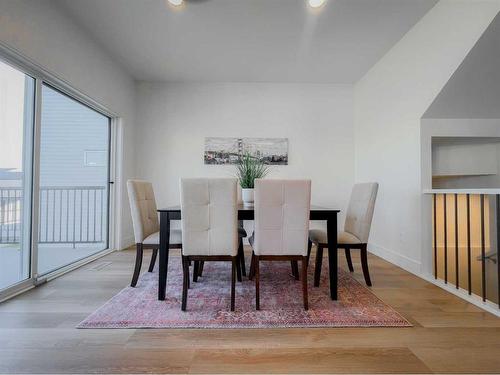 745 Violet Place West, Lethbridge, AB - Indoor Photo Showing Dining Room