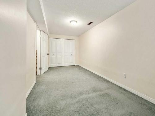 2111 16 Avenue, Coaldale, AB - Indoor Photo Showing Other Room