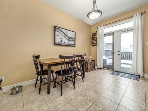 30-762 Heritage Boulevard West, Lethbridge, AB - Indoor Photo Showing Dining Room