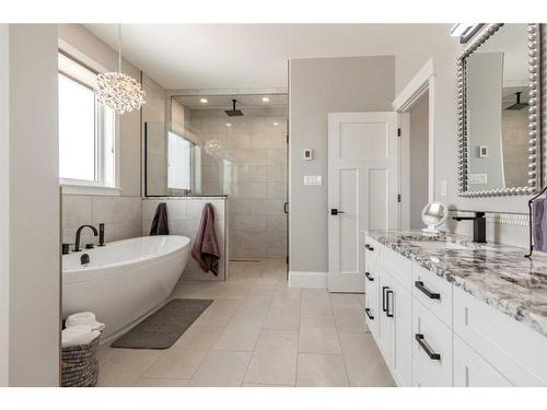 2505 Aspen Drive, Coaldale, AB - Indoor Photo Showing Bathroom