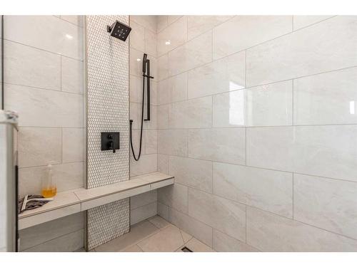 2505 Aspen Drive, Coaldale, AB - Indoor Photo Showing Bathroom