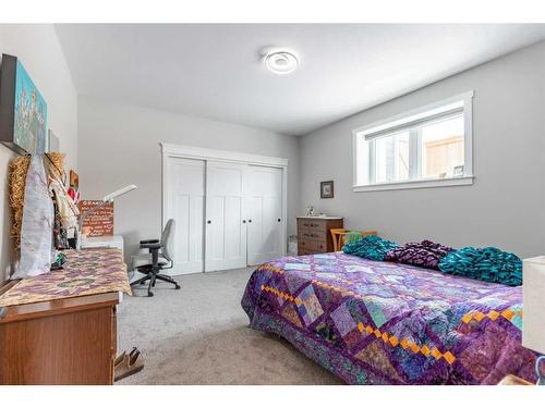 2505 Aspen Drive, Coaldale, AB - Indoor Photo Showing Bedroom