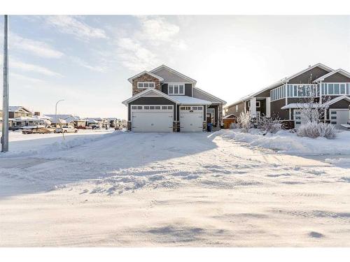 2505 Aspen Drive, Coaldale, AB - Outdoor