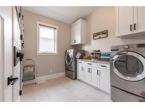 2505 Aspen Drive, Coaldale, AB - Indoor Photo Showing Laundry Room