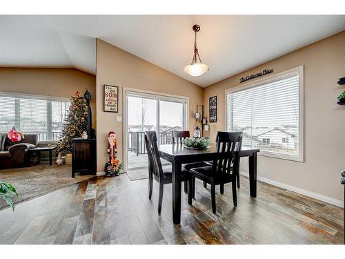 238 Keystone Lane West, Lethbridge, AB - Indoor Photo Showing Dining Room