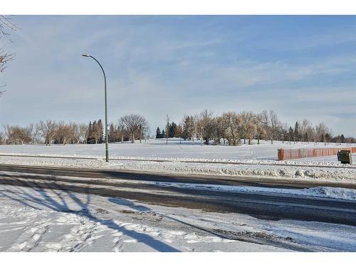 386 Mcmaster Boulevard West, Lethbridge, AB - Outdoor