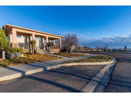 223 Grand River Boulevard West, Lethbridge, AB - Outdoor