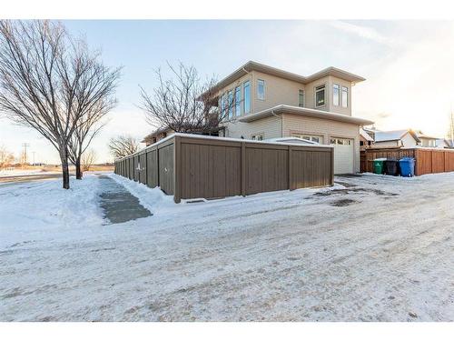 223 Grand River Boulevard West, Lethbridge, AB - Outdoor