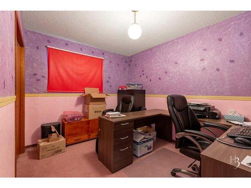 1236 42 Avenue North, Lethbridge, AB - Indoor Photo Showing Office