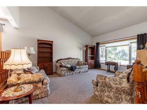 1236 42 Avenue North, Lethbridge, AB - Indoor Photo Showing Bedroom