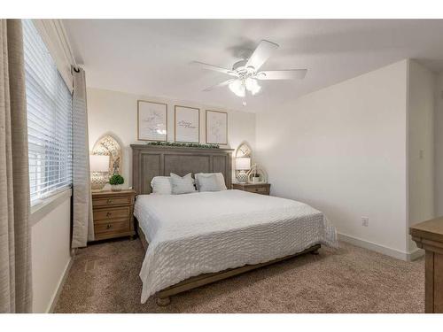 306 Crocus Terrace West, Lethbridge, AB - Indoor Photo Showing Bedroom