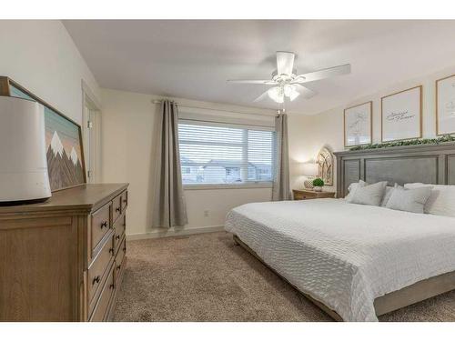 306 Crocus Terrace West, Lethbridge, AB - Indoor Photo Showing Bedroom