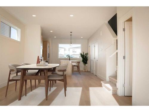 1139 Coalbrook Place West, Lethbridge, AB - Indoor Photo Showing Dining Room