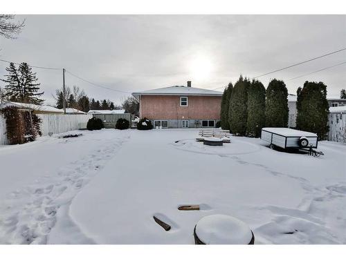 4909 51 Avenue, Taber, AB - Outdoor