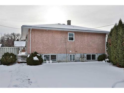 4909 51 Avenue, Taber, AB - Outdoor