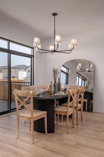 765 Violet Place West, Lethbridge, AB - Indoor Photo Showing Dining Room