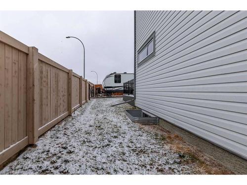 875 Miners Boulevard West, Lethbridge, AB - Outdoor With Exterior