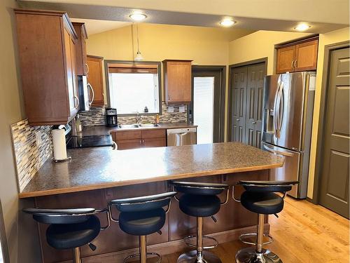 172 Riverstone Boulevard West, Lethbridge, AB - Indoor Photo Showing Kitchen With Double Sink