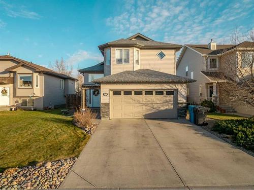 248 Squamish Court West, Lethbridge, AB - Outdoor With Facade