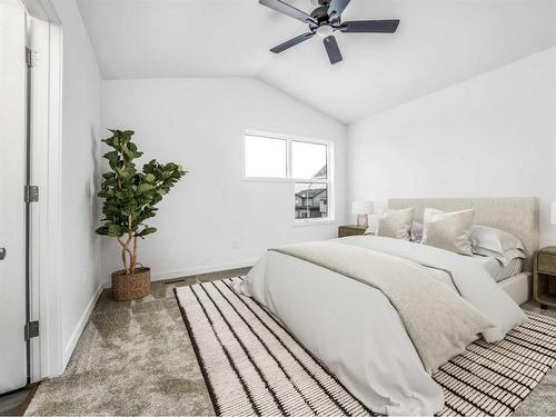 714 Violet Place West, Lethbridge, AB - Indoor Photo Showing Bedroom