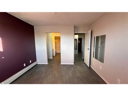 308-3910 23 Avenue South, Lethbridge, AB - Indoor