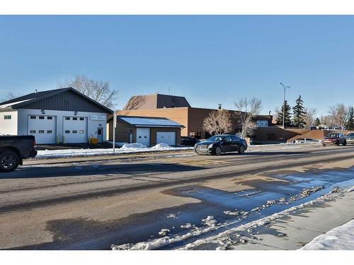 2107 11 Street, Coaldale, AB - Outdoor