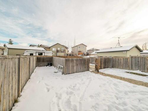 15 Jessie Ursenbach Way North, Lethbridge, AB - Outdoor