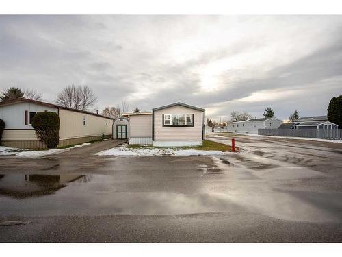 224-2300 13 Street North, Lethbridge, AB 