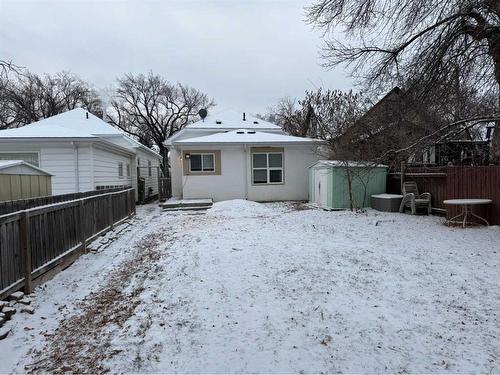 1213 5 Avenue South, Lethbridge, AB - Outdoor