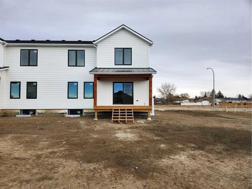 5404 44 A Street, Taber, AB - Outdoor