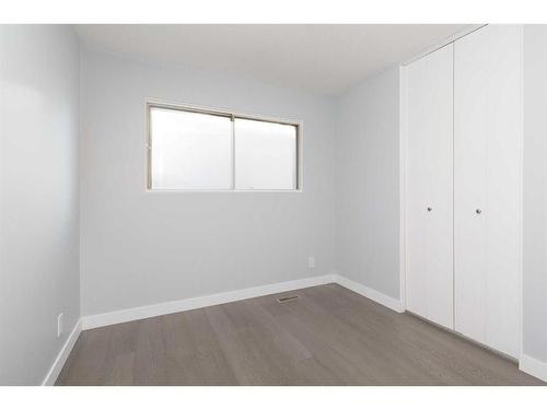 2018 23 Street North, Lethbridge, AB - Indoor Photo Showing Other Room