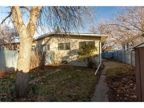 2018 23 Street North, Lethbridge, AB - Outdoor