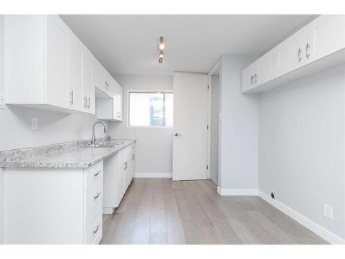 2018 23 Street North, Lethbridge, AB - Indoor Photo Showing Kitchen