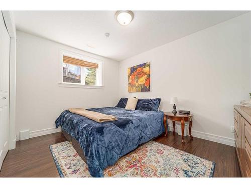 559 Canyon Cove West, Lethbridge, AB - Indoor Photo Showing Bedroom