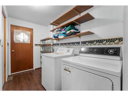 4913 51 Avenue, Stavely, AB - Indoor Photo Showing Laundry Room