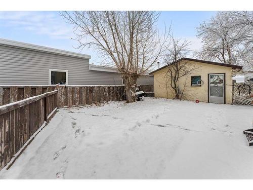 4913 51 Avenue, Stavely, AB - Outdoor With Exterior