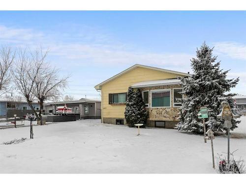 4913 51 Avenue, Stavely, AB - Outdoor