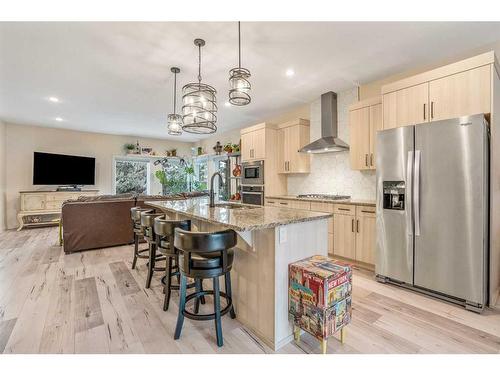 1-270 Couleesprings Terrace South, Lethbridge, AB - Indoor Photo Showing Kitchen With Upgraded Kitchen