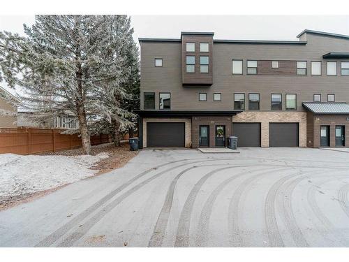 1-270 Couleesprings Terrace South, Lethbridge, AB - Outdoor With Facade