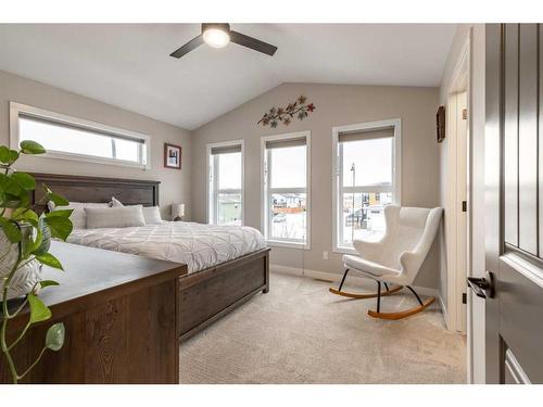 645 Aquitania Boulevard West, Lethbridge, AB - Indoor Photo Showing Bedroom