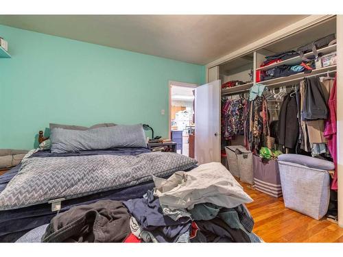 343 1St Street West, Cardston, AB - Indoor Photo Showing Bedroom