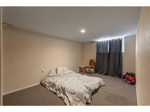 343 1St Street West, Cardston, AB - Indoor Photo Showing Bedroom