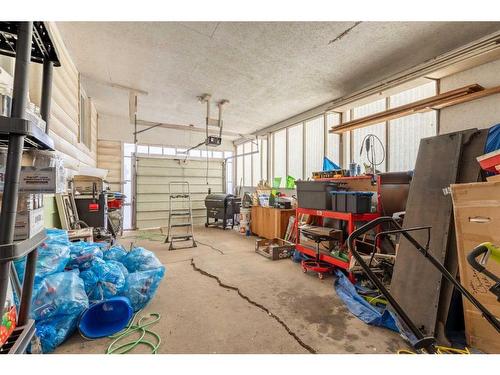 343 1St Street West, Cardston, AB - Indoor Photo Showing Garage